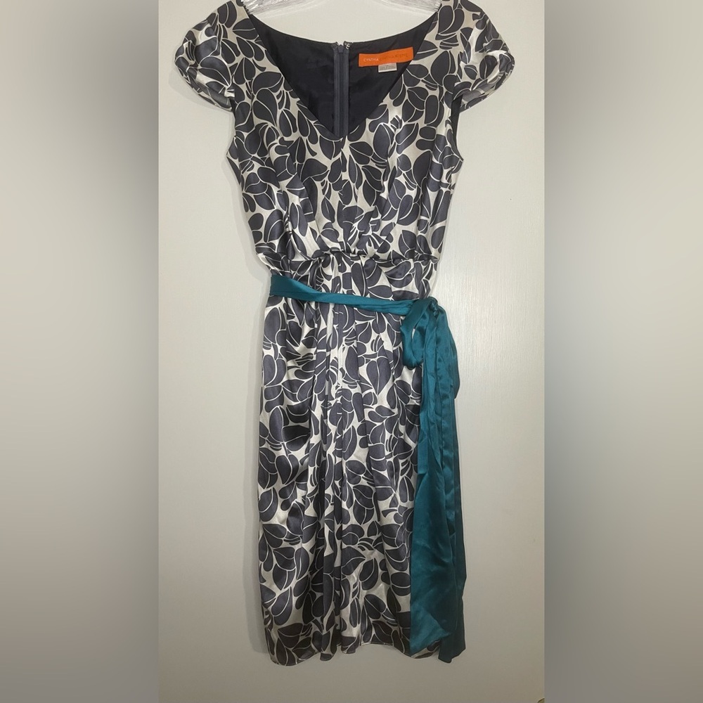 Cynthia Steffe Black and White Leaf Print 100% Silk Midi Dress with Teal Sash